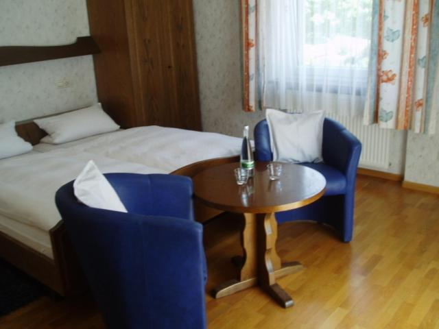 Schwarzwaldhotel / Вольфах Номер фото