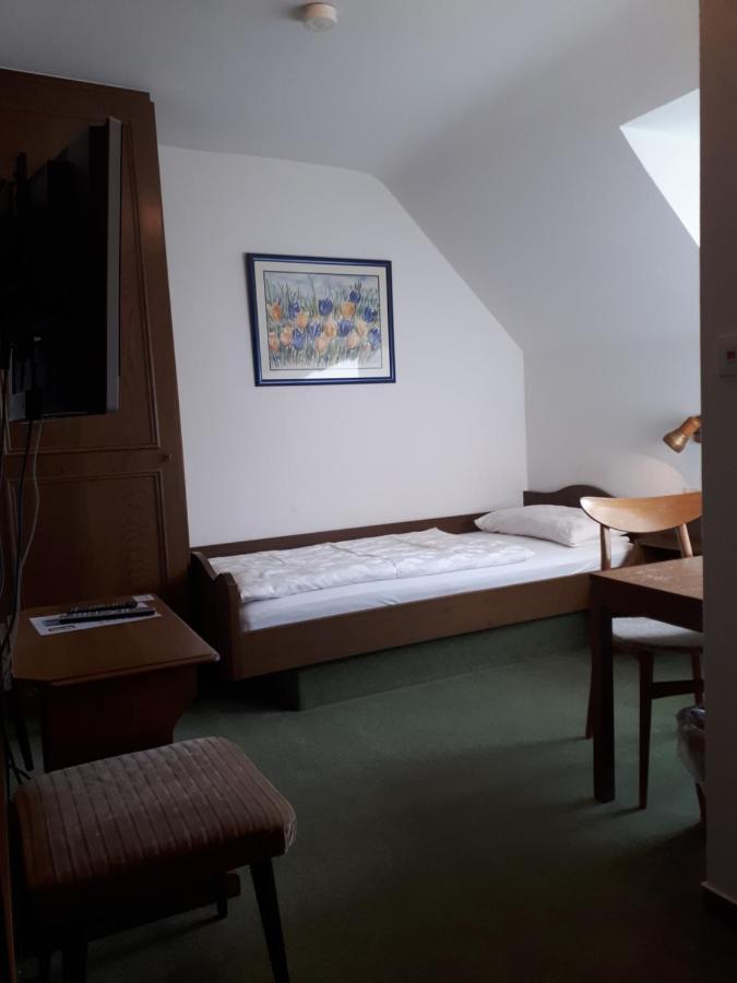 Schwarzwaldhotel / Вольфах Екстер'єр фото